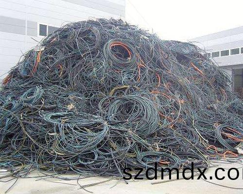 電(dian)線(xian)電纜(lan)迴(hui)收