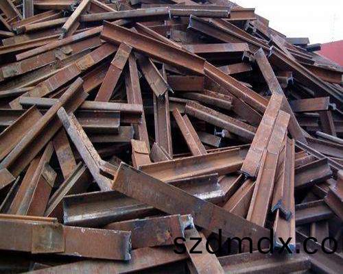 廢舊(jiu)鋼材(cai)迴(hui)收