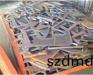 廢(fei)舊(jiu)鋼(gang)材迴收